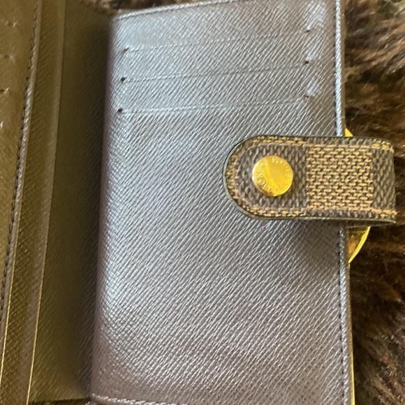 Louis Vuitton Damier wallet - Picture 5 of 13